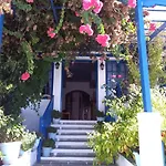 Giannis Hotel