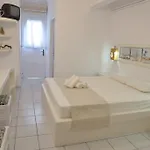ホテル Giannis アダマス