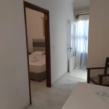 Giannis Hotel