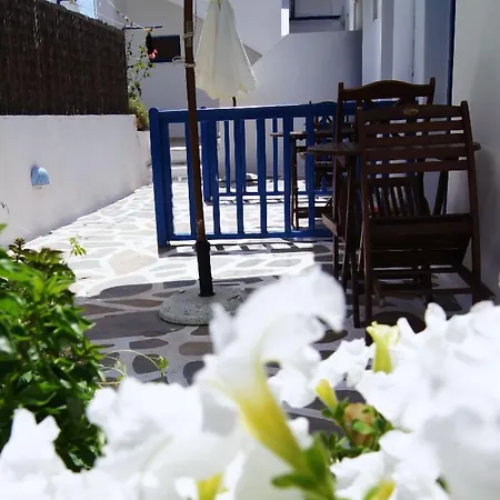 Giannis Hotel Adamantas (Milos)
