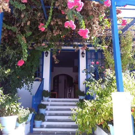 Giannis Hotel