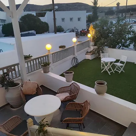 Giannis Hotel Adamantas (Milos)